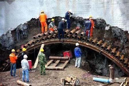 海淀隧道钢花管支护案例